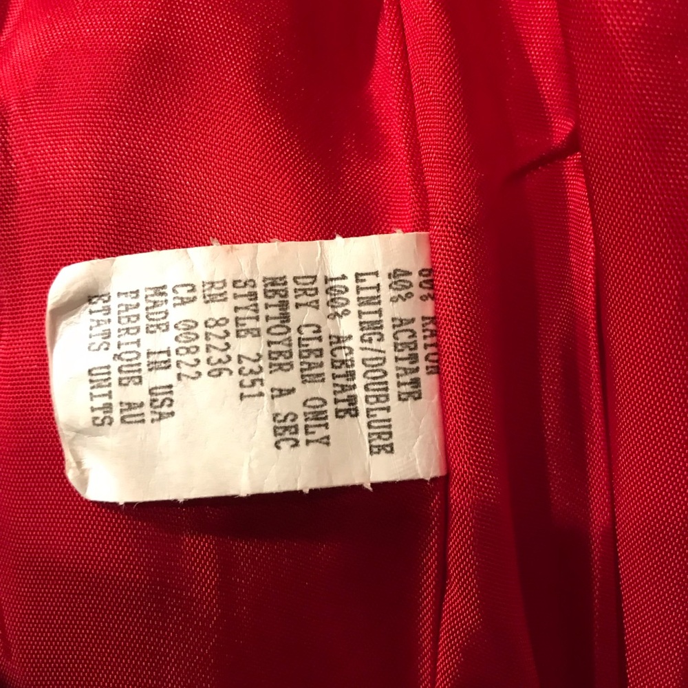 Cache Red Gown With Brooch - image 6